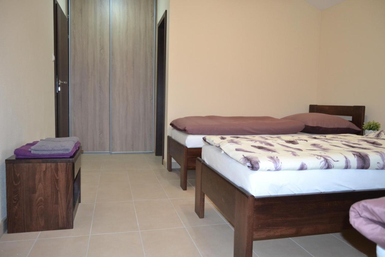 Restauracia-Penzion Altana Ludanice Exteriér fotografie