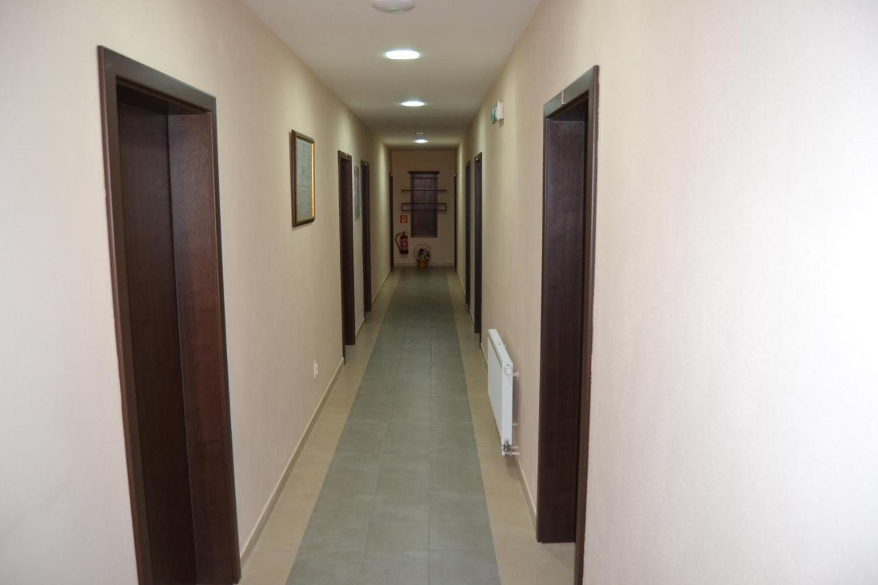 Restauracia-Penzion Altana Ludanice Exteriér fotografie
