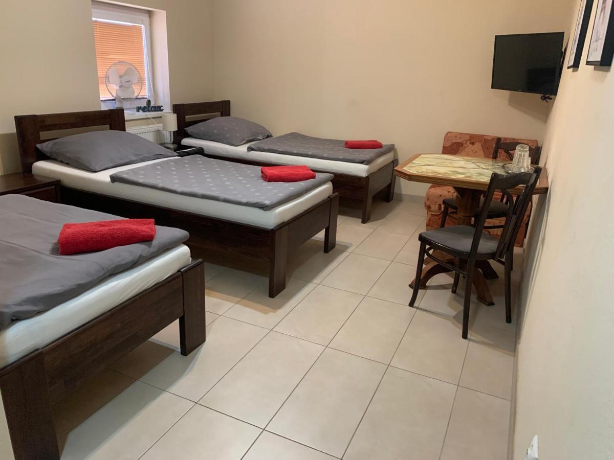 Restauracia-Penzion Altana Ludanice Exteriér fotografie
